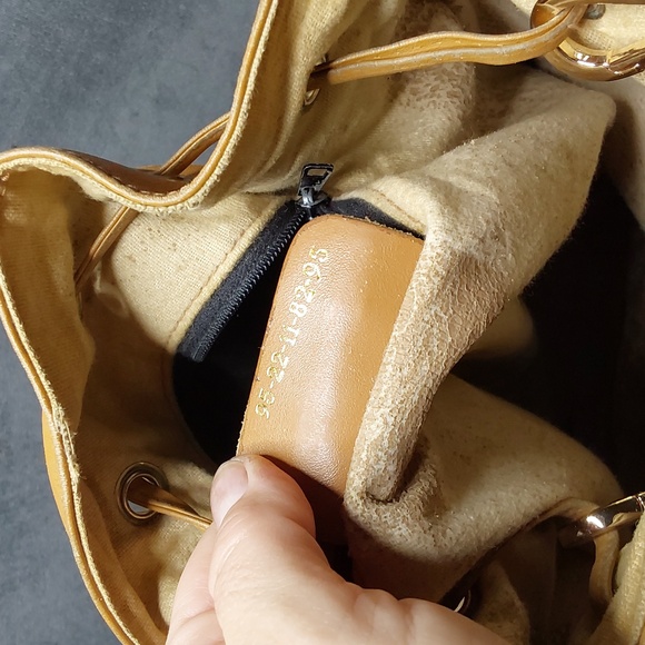 Gucci vintage micro GG drawstring bucket bag - Picture 9 of 15